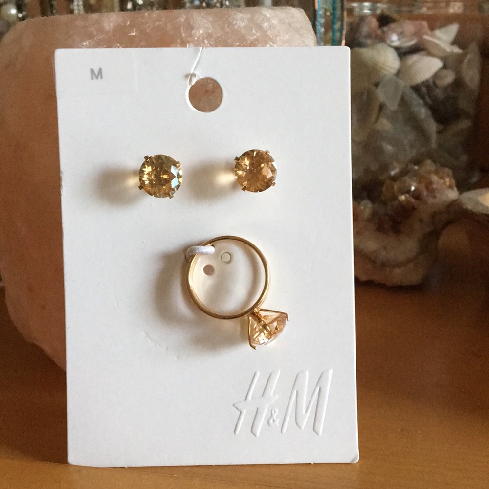 2/$10 H&M gold citrine topaz color earring & ring set